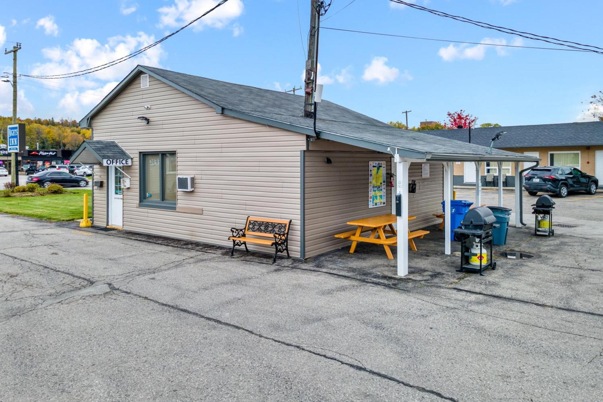 Nights Inn Owen Sound Buitenkant foto